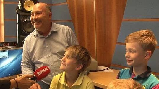 Obrovská premiéra: Takhle zpívá desetiletý syn Karla Svobody a Venduly Svobodové - Super.cz
