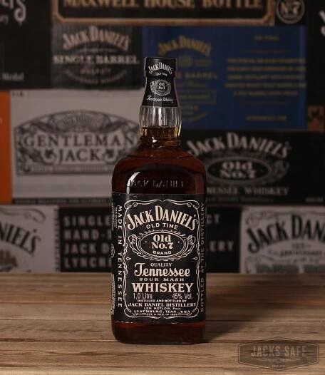 JACK DANIEL'S - Black Label - Fake seal - 1000ml - DFS - INT - '87-'88-'90-'92-'95-'97