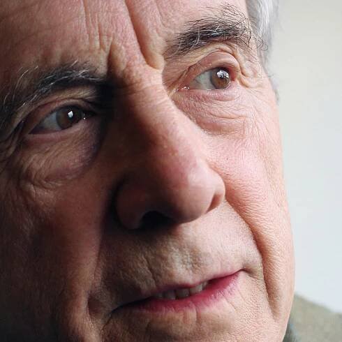Andrew Sachs: Fawlty Towers’ beloved Manuel dies at age 86