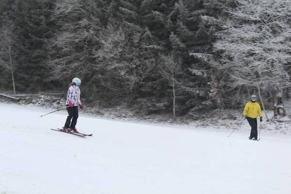 Na Jihlavsku se lyžuje naplno, Čeřínek láká na osmdmdesát centimetrů sněhu