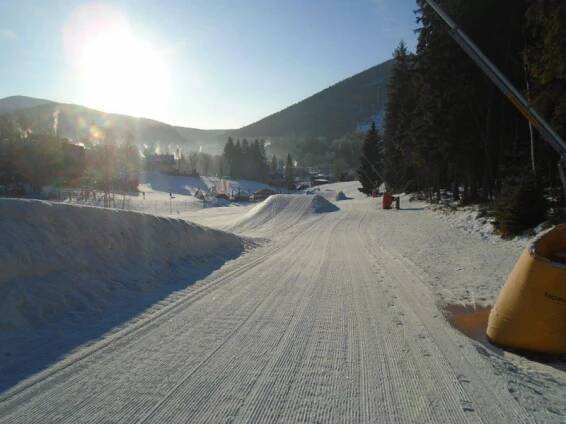 Lyžování Harrachov | Sjezdovka pro děti a lyžaře začátečníky