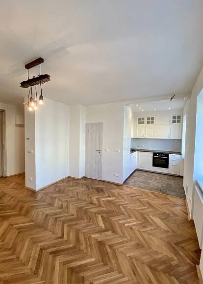 Realizace rekonstrukcí bytů a koupelen | Gareko.cz