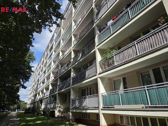 Pronájem bytu 1+kk 27 m², Bělehradská, Pardubice - Polabiny