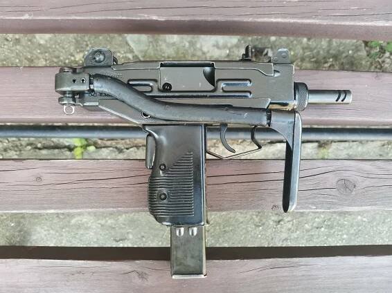 gun