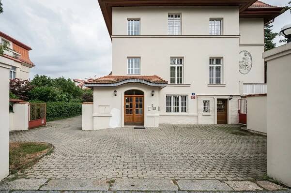 Tychonova, Hradčany - Praha 6 | Pronájem, Kancelářský prostor, 800 m²