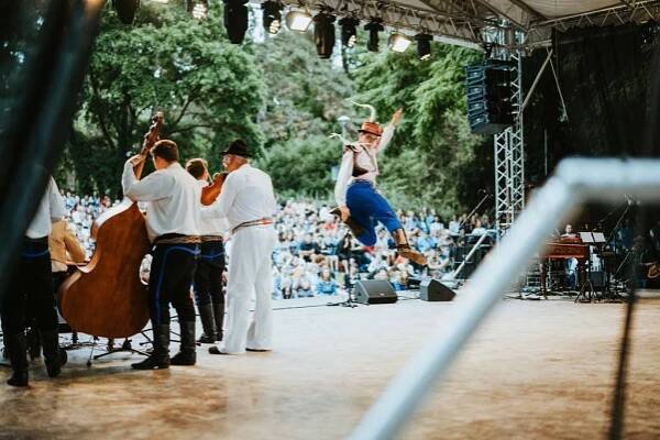 Předkolo Soutěže o nejlepšího tanečníka Slováckého verbuňku - Národní ústav lidové kultury