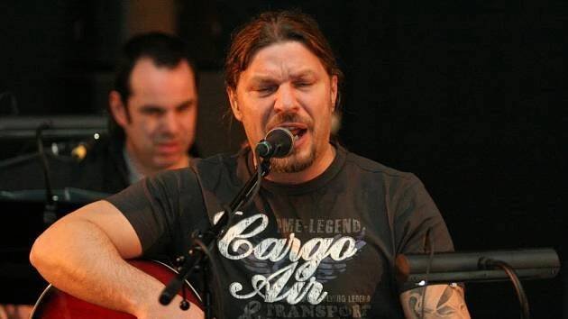 Zpěvák Petr Kolář říká: Hudbu musím vnitřně cítit
