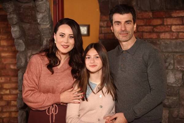 Hande Arısoy, Özgür Özberk - Yeşil Vadi'nin Kızı - Promo