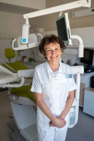 MUDr. Natália Gálisová: Zubné pasty bez fluoridov neuškodia, ale ani neochránia | lekar.sk