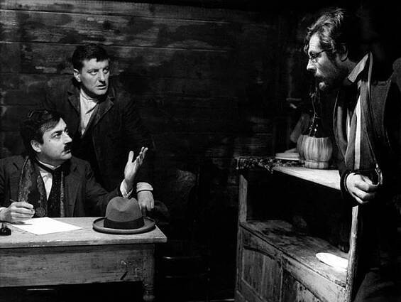 François Périer, Giampiero Albertini, Marcello Mastroianni - Stalo se v Turíně - Z filmu