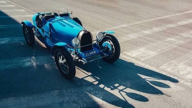 Bugatti ukázalo model Divo na tom nejlepším místě – Na Targa Florio. A společnost mu dělala legendární „pětatřicítka“