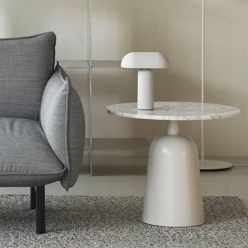 Designové výškově nastavitelné stoly NORMANN-COPENHAGEN Turn Table