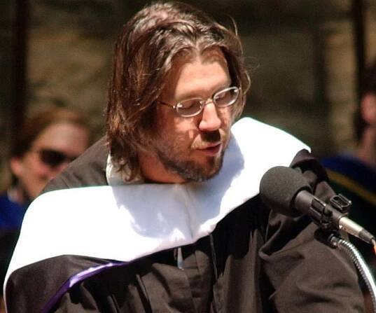 David Foster Wallace Biography – Facts, Childhood, Family Life, Achievements & Timeline