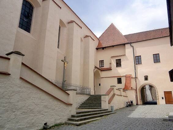 LÉTO NA JIHU ČECH: Strakonický hrad – sídlo Muzea středního Pootaví StrakoniceZa krásnější Vimperk | Za krásnější Vimperk