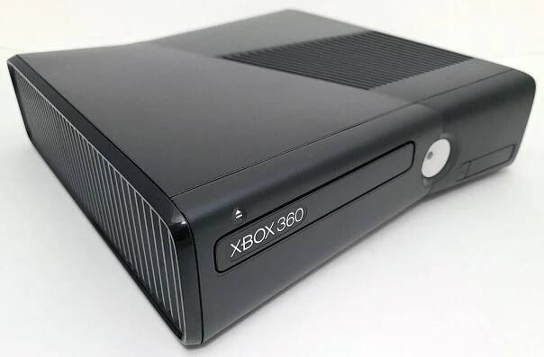 Microsoft Xbox 360S Black XBOX 360 SLIM Videoherní konzolový systém Větší množství produktů sada