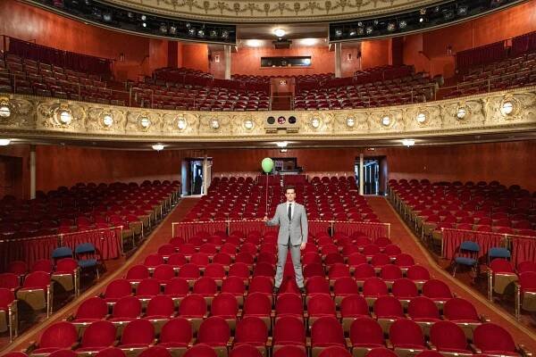 Michael Carbonaro — The Magicians Project