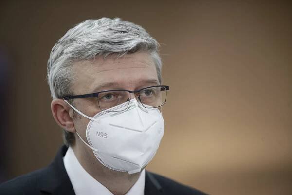 Plán otevírání obchodů a služeb představí vláda ve čtvrtek, řekl Havlíček