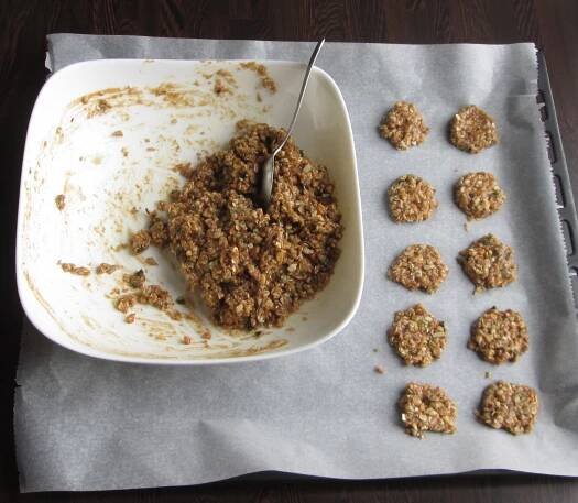 Jak upéct kořeněné ovesné sušenky s karamelovým nádechem | recept | jaktak.cz
