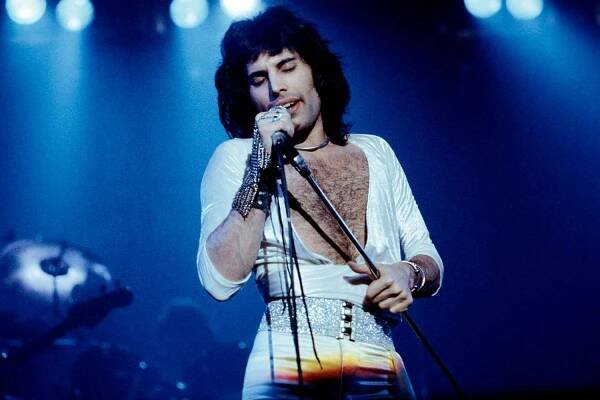 Queen Sell Music Back Catalog for Record $1 Billion: Reports
