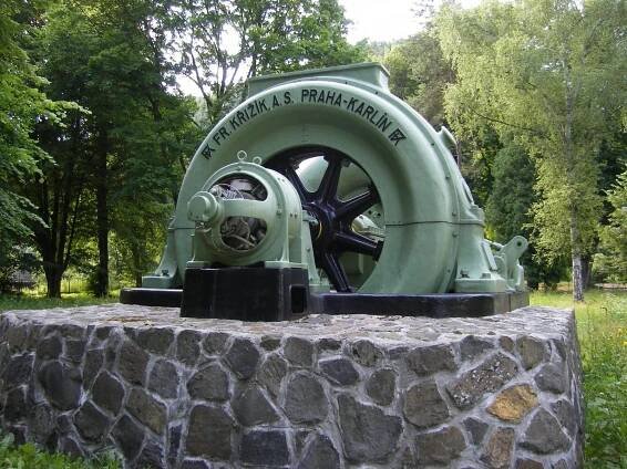 Fotografie - Turbína z vodní elektrárny, Podspálov. - 05.07.2008