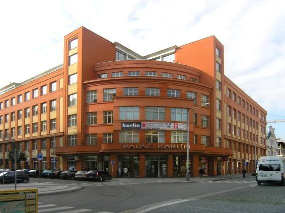 Palác Karlín s novým majitelem