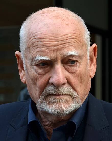 Theodor Pištěk (výtvarník)