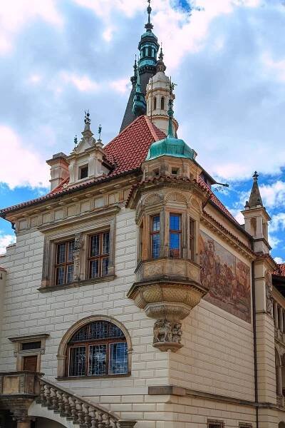 Zámek Průhonice - otevírací doba, akce, ubytování, prohlídky, vstupné, foto, počasí