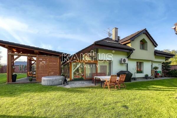 Prodej rodinného domu 5+1, se zahradou (1478 m2), ul. Bělská, Ostrava - Hrabová | Reality.iDNES.cz 