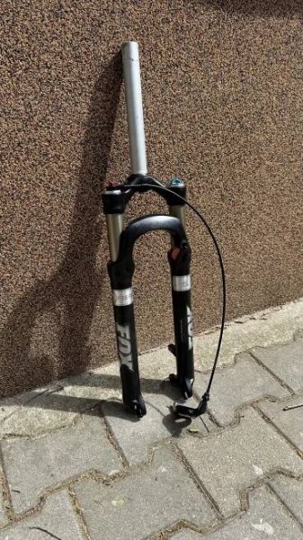 Fox Float RL remote za 4 500 Kč