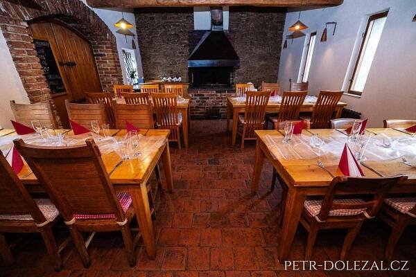 Svatba v restauraci Ve Století