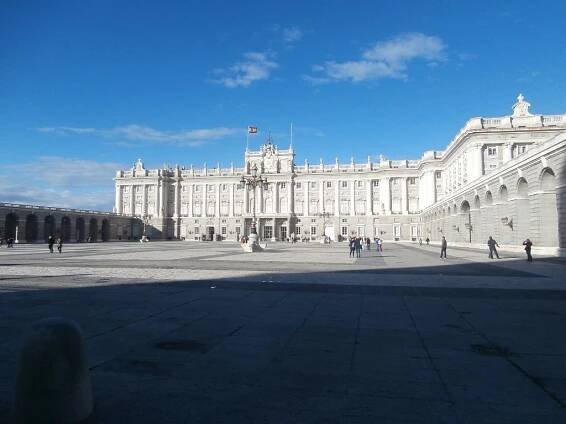Královský palác v Madridu