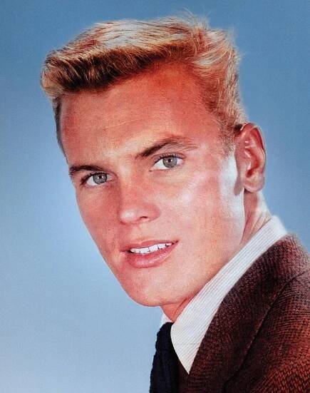 Tab Hunter Confidential: The 1950s Idol Discusses Being a Closeted Gay Star – The Fashionisto | Tab hunter, Movie stars, Hollywood
