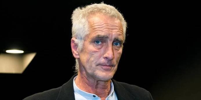 Herec a bavič Tomáš Hanák slaví 65. narozeniny.