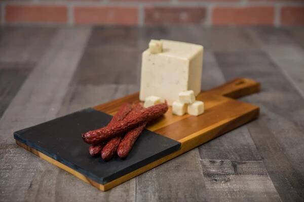 pepper_jack_snack_sticks
