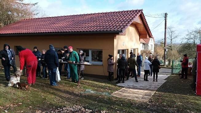 Horní Těšice provoněla prdelačka, jitrnice, jelítka i maso z kotle