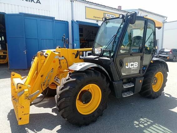 Teleskopický manipulátor JCB 541-70 Agri Super SWAY - Fast agri s.r.o.