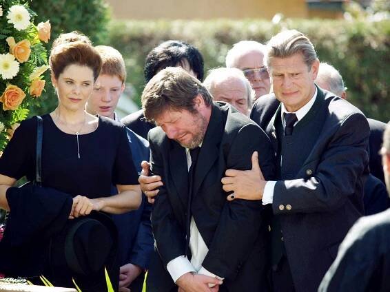 4 ženy a pohřeb - Zugeschüttet - Z filmu - Brigitte Jaufenthaler, Elmar Drexel, Georges Kern