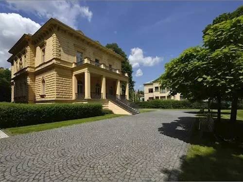 Pelléova vila v pražské Bubenci i nadále slouží kulture