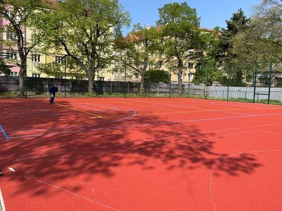 Rekonstrukce hřiště 2024 - sokol-strasnice.cz