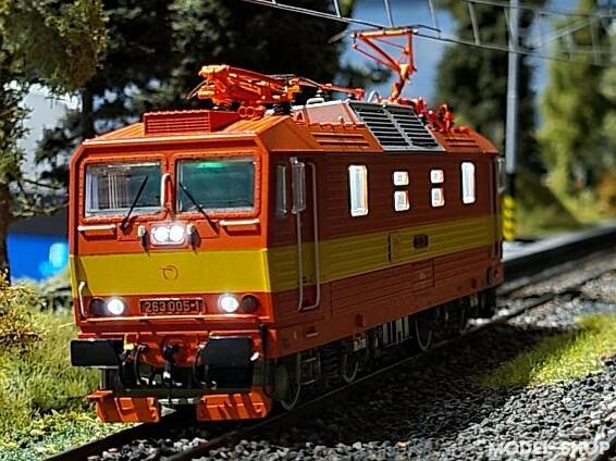 Modelová Galéria » Domáce koľajisko | MODELY-VLACKU.CZ 