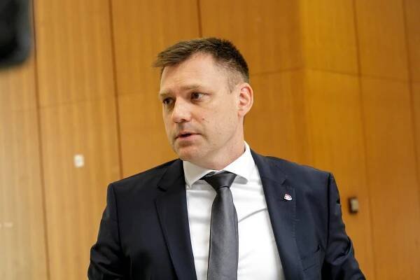 Ak samospráva nebude chcieť vodnú elektráreň Málinec, Taraba návrh nepredloží