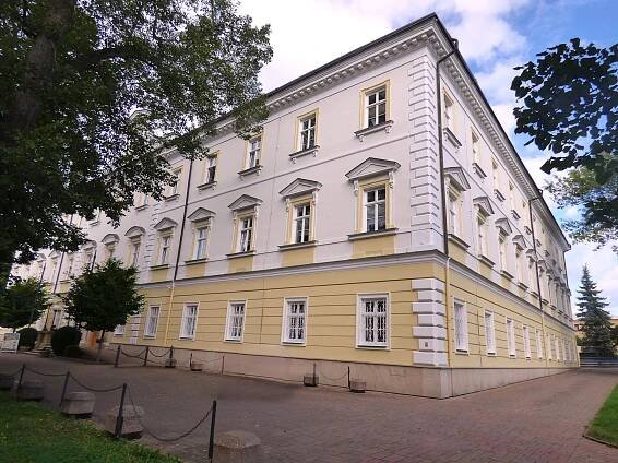 Vojenská lázeňská léčebna Volaréza – tip na výlet | Vyletnik.cz