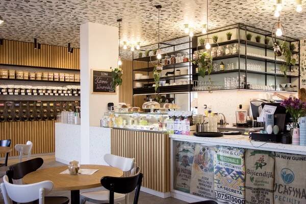 NAPSALI O NÁS - nevíte, kam v létě na kafe?