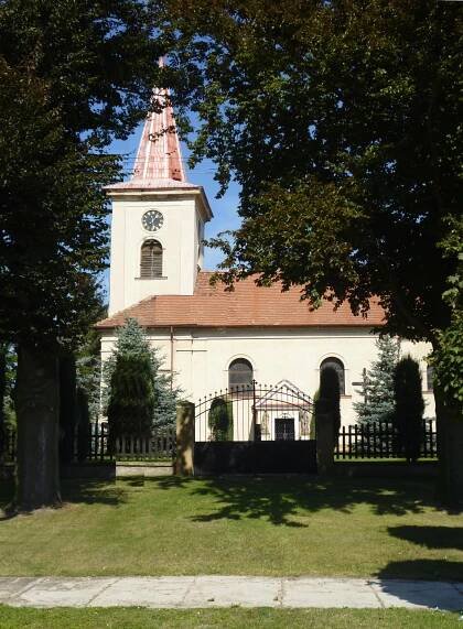 Lužec nad Cidlinou - Města a obce - Hradecko - Lužec nad Cidlinou