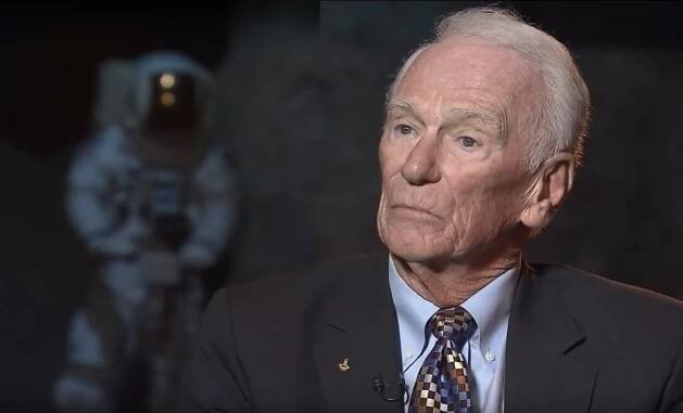 Pred 50 rokmi po Mesiaci naposledy kráčal človek, Eugene Cernan. Mal československé korene