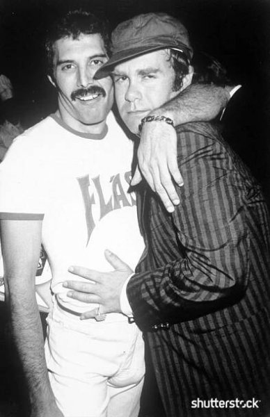 Freddie Mercury Photos: Through the Lens of Photographer Richard Young