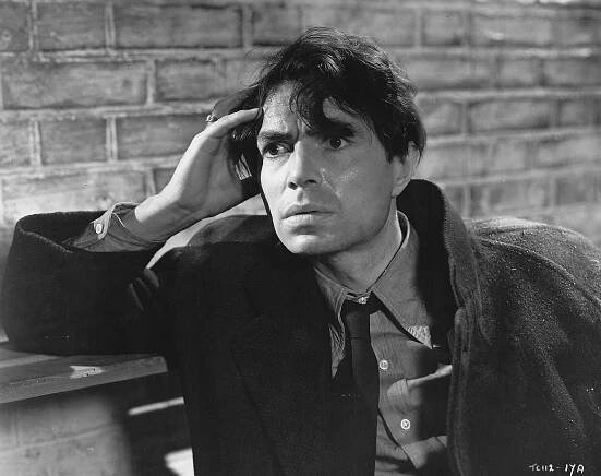 Štvanec - Z filmu - James Mason