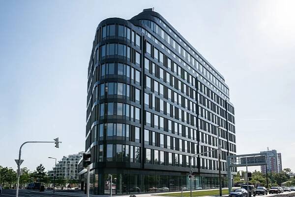 Počernická, Strašnice - Praha 10 | Pronájem, Obchodní prostor, 350 m²