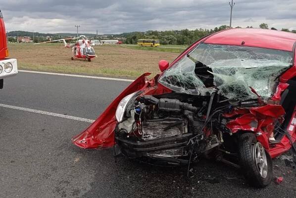 Vážná nehoda uzavřela hlavní tah z Plzně do Domažlic | Krimi Plzeň