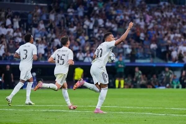Liga majstrov: Real Madrid remizoval doma s Marseille, Carvajal s červenou | SPORTNET